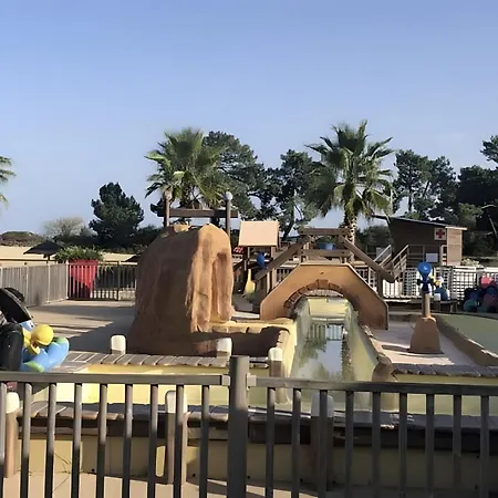 La Du Bassin Campsite 4*